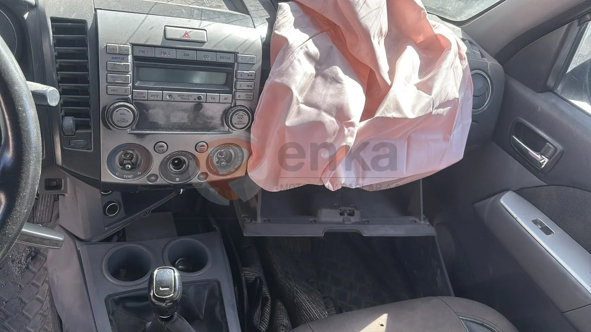 hasarlı araçlar, kazalı FORD, enka ihaleleri